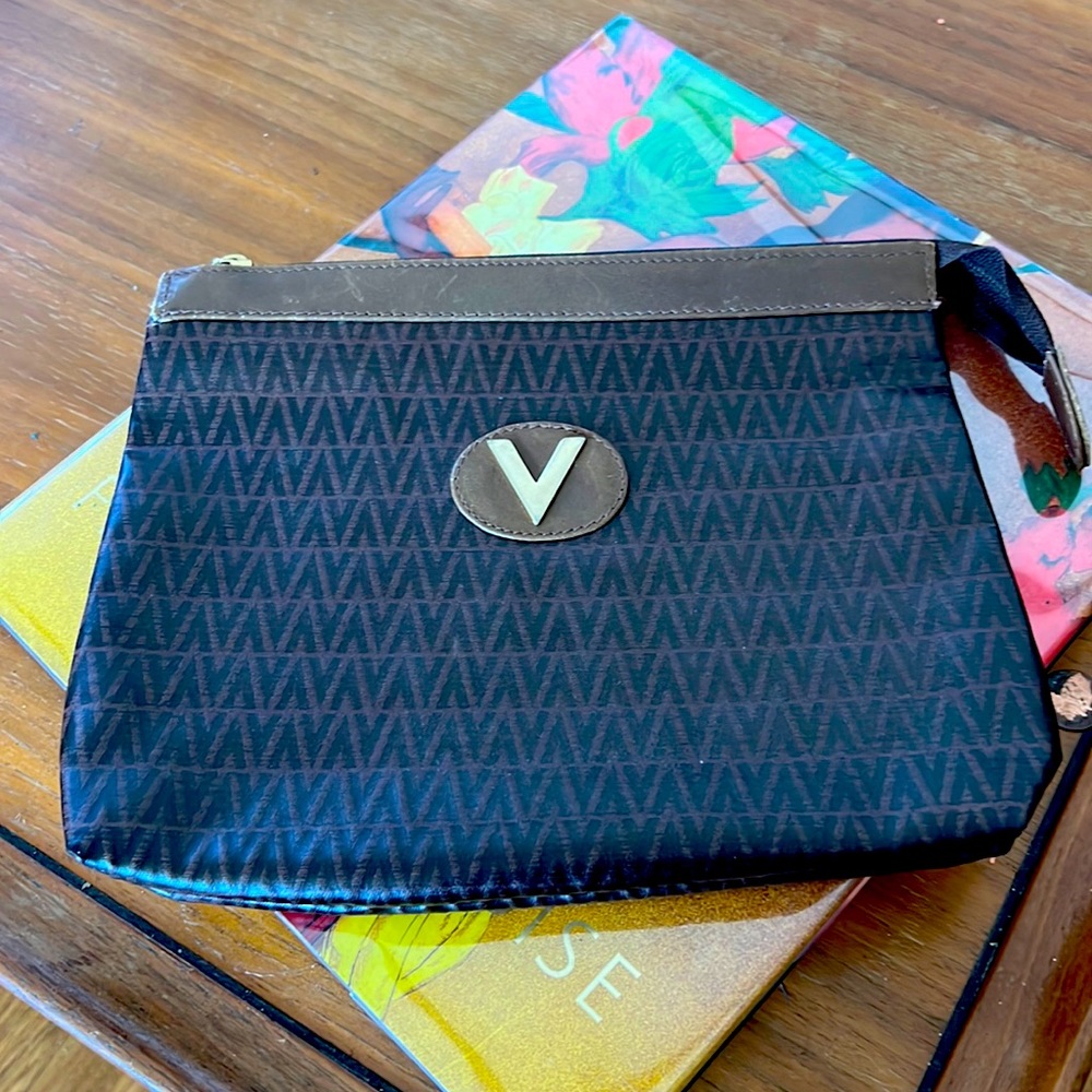 VALENTINO EUC Pouch